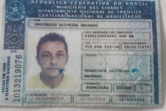 Brasileiro pede ajuda para recuperar documentos perdidos 