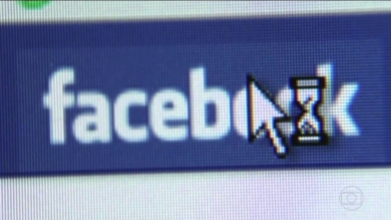 Facebook fica fora do ar para alguns usuários nesta segunda